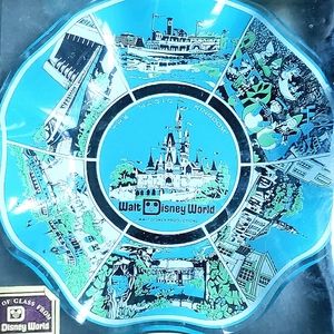 Vintage Walt Disney World MAGIC KINGDOM Blue Souvenir Glass  Candy Plate